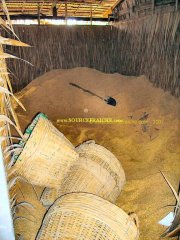 CAN_THO-Fabrique_Nouilles-Reserve_Riz.JPG