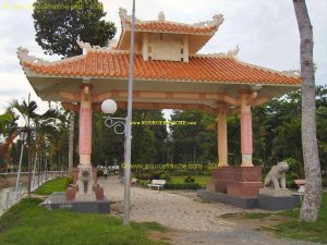 Cu_Lao_Ong_Ho-Pagode.JPG