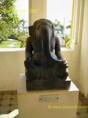 Danang-Musee_Champa-Ganesha.JPG