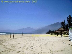 Hue-Plage_de_Lang_Co-1.JPG