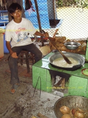 BEN_TRE-Bonbons_Coco-Cuisson_Lait.JPG