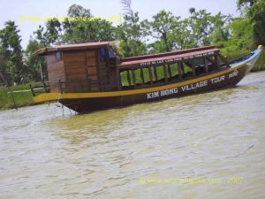 Riviere aux Parfums-Bateau