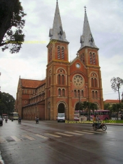 SAIGON-Cathedrale_3.JPG