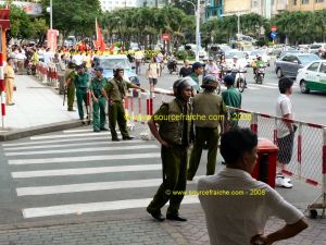 SAIGON - JO 2008 - Flamme Olympique 5.JPG