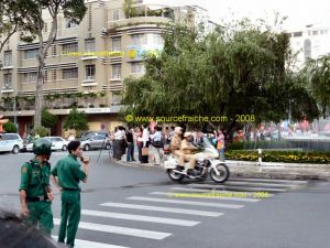 SAIGON - JO 2008 - Flamme Olympique 6.JPG