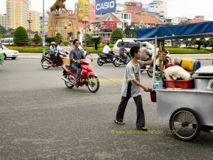 SAIGON-Place_Ben_Thanh_Marchand