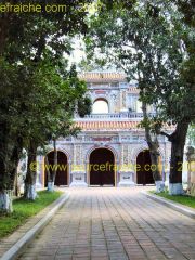 Citadelle_Hue-Palais_Thai_Hoa-Porte