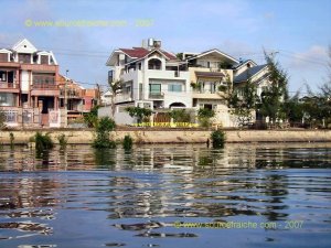 MEKONG-Maisons_Riches.JPG