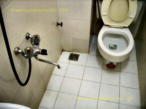 SAIGON-Hotel_MadamCuc_SdB2