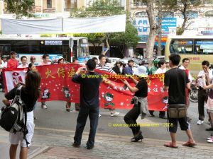 SAIGON-JO-2008-Flamme-Olympique-3